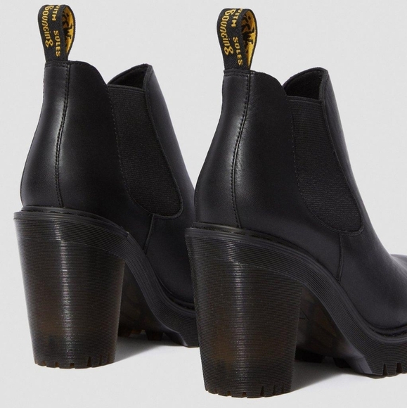 Dr. Martens Hurston Black Leather Heeled Platform Lug Sole Chelsea Boots 9-10 - Picture 11 of 14